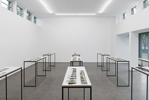 Ausstellungsansicht Equally Not Nothing