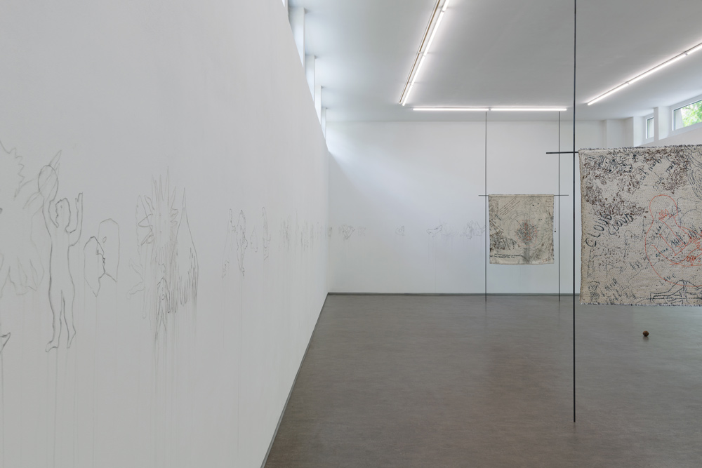 Exhibition view BEYOND THE GARDEN, Claudia Losi; Galerie Stadtpark Krems, 2026; Photo: Stefan Lux; Claudia Losi; Animule (Figure Combinations), 2026; Mural (watercolour pencil, water), 50 x 1,600 cm